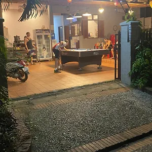 Aurora Backpackers 琅勃拉邦